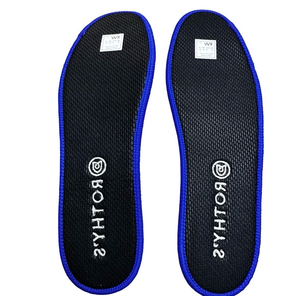 Rothy’s White Classic Sneaker Size 9 Original Slip On Knit Washable Comfort - Picture 3 of 10